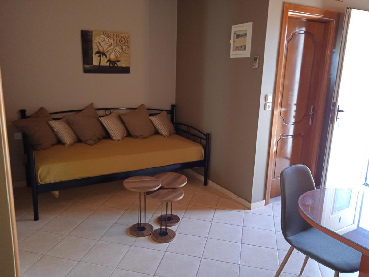 Appartamento Katerina House Finikounta Esterno foto